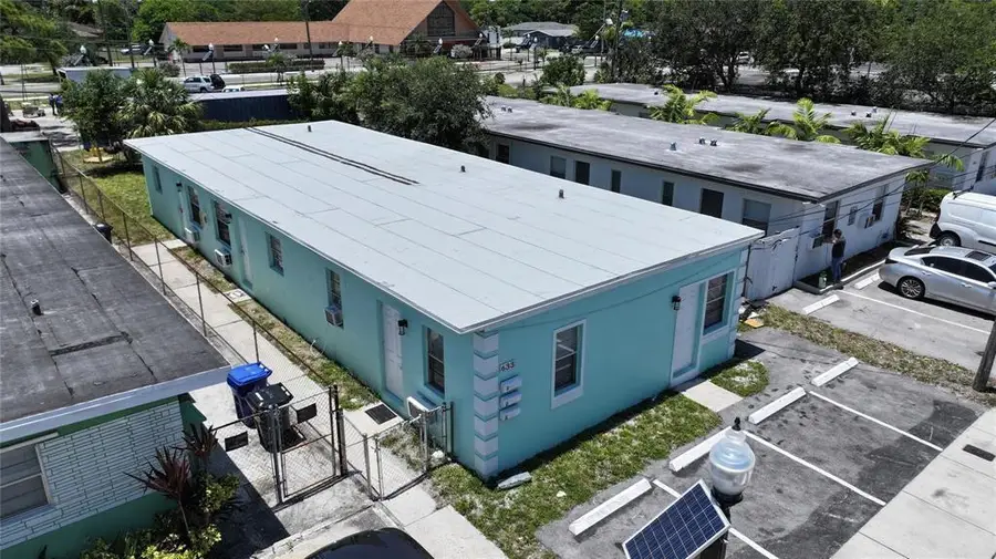 633 NW 15th Terrace, Fort Lauderdale, FL 33311 - #2