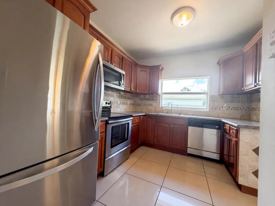 453 N Deerfield Avenue, Deerfield Beach, FL 33441 - #2