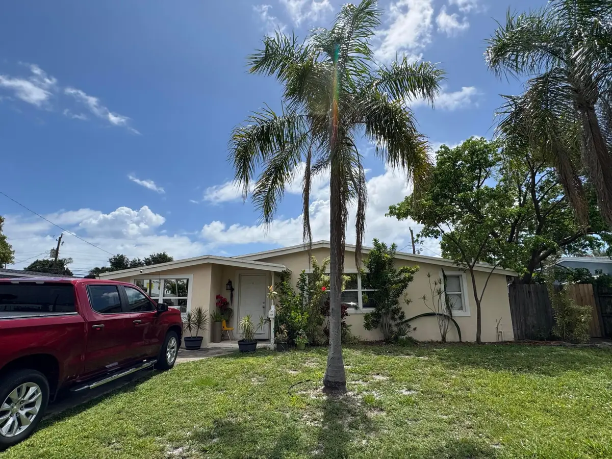 5636 NE 5th Avenue, Oakland Park, FL 33334 - #1