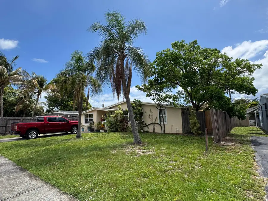 5636 NE 5th Avenue, Oakland Park, FL 33334 - #2