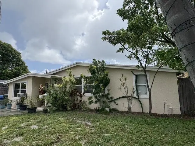5636 NE 5th Avenue, Oakland Park, FL 33334 - #3