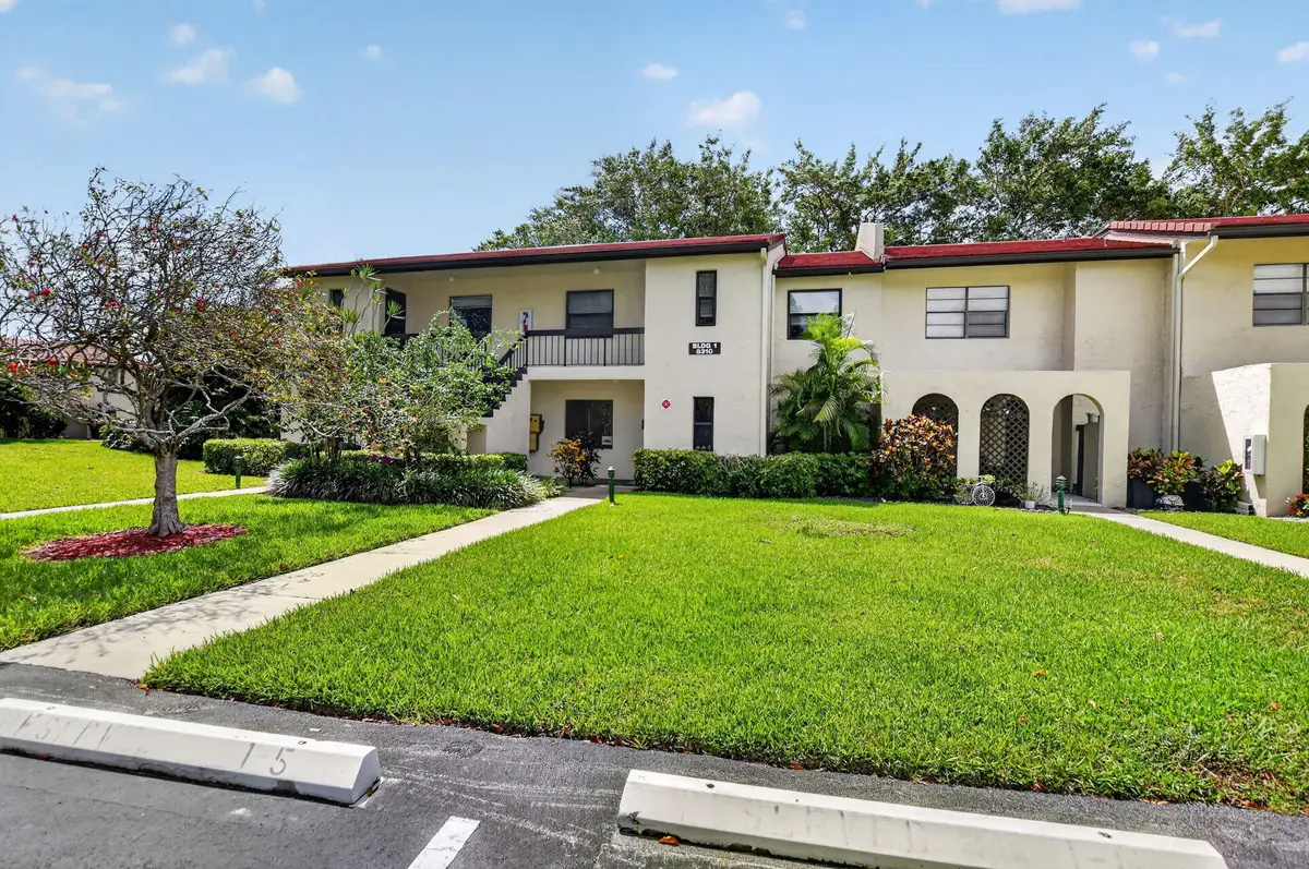 8310 Casa Del Lago #D, Boca Raton, FL 33433 - #1
