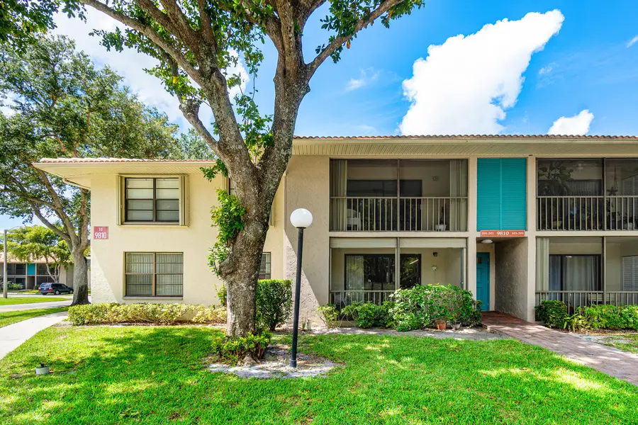 9810 Pineapple Tree Drive #101, Boynton Beach, FL 33436 - #2