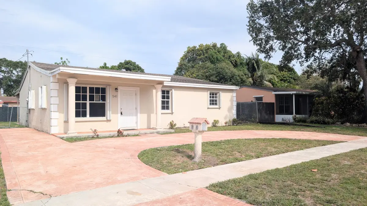 541 N 68th Way, Hollywood, FL 33024 - #1