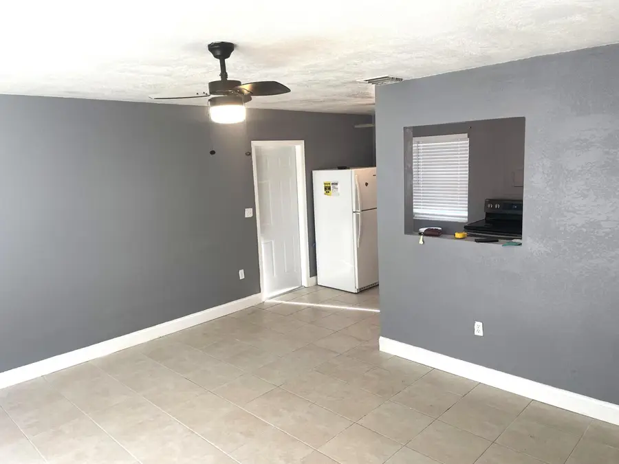 571 Sioux Road, Seminole Manor, FL 33462 - #2