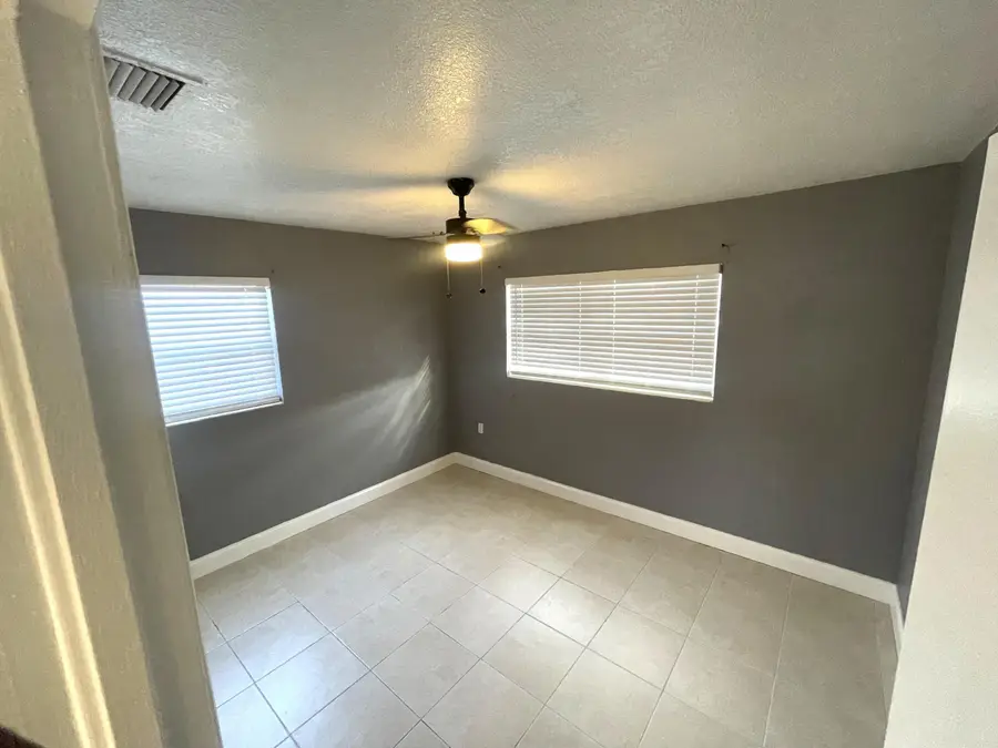 571 Sioux Road, Seminole Manor, FL 33462 - #3