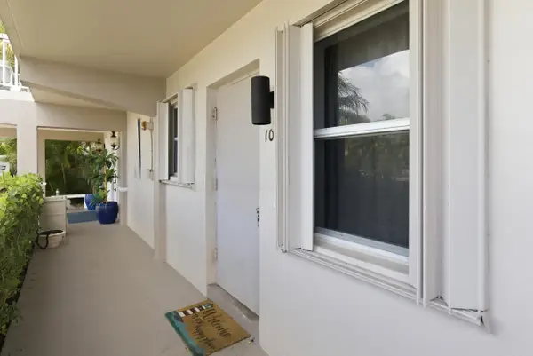 311 E Ocean Avenue #104, Lantana, FL 33462