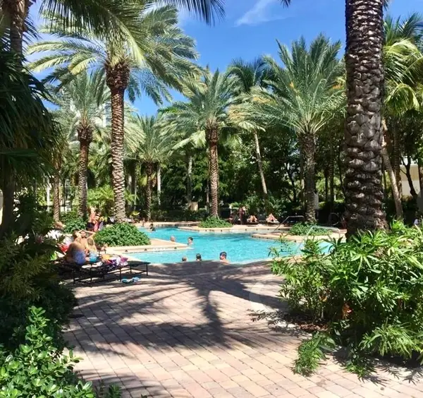 17100 N Bay Road #1911, Sunny Isles Beach, FL 33160