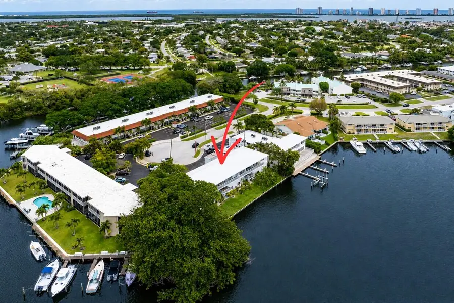 628 Southwind Circle, North Palm Beach, FL 33408 - #3