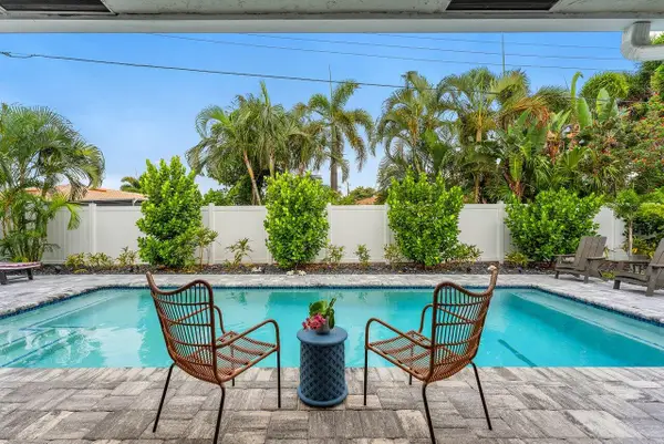 2527 SW 12th Street, Boynton Beach, FL 33426
