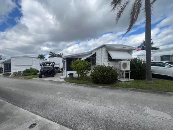 209 Eagle Drive E #E, Briny Breezes, FL 33435