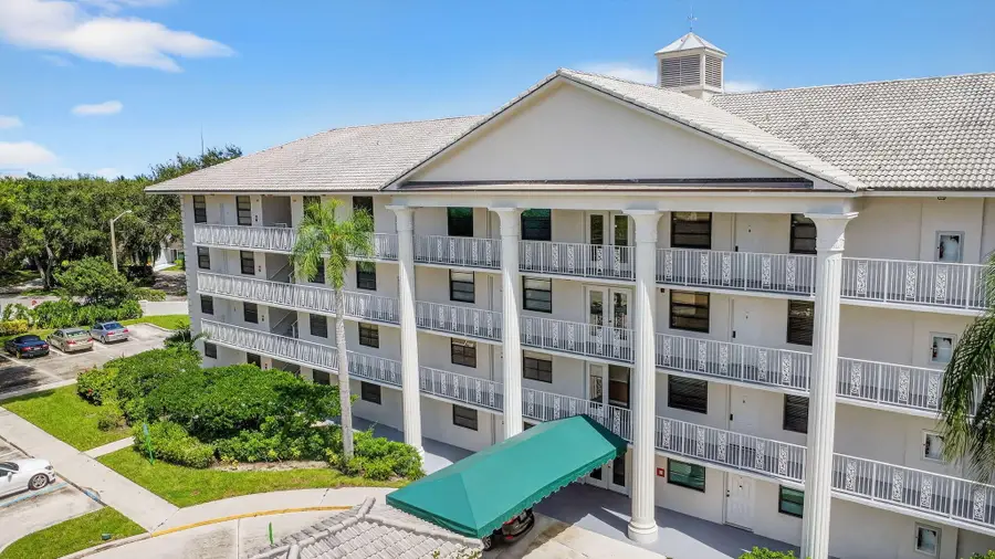 3516 Whitehall Drive #301, West Palm Beach, FL 33401 - #2