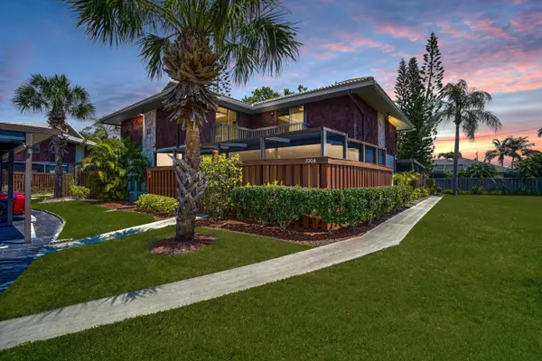 3201 SE Guinevere Lane #A, Port St Lucie, FL 34952