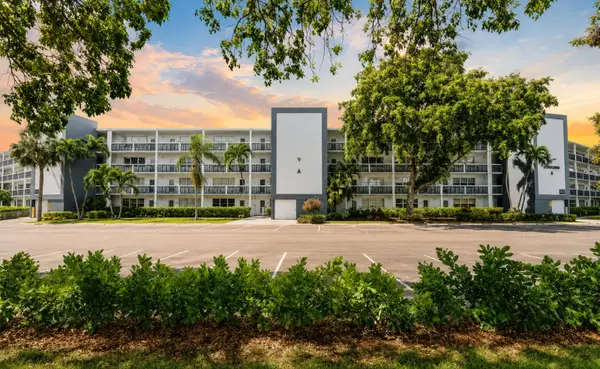 1007 Berkshire #A, Deerfield Beach, FL 33442