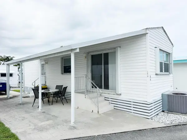 14 Bamboo Drive #Cd, Briny Breezes, FL 33435