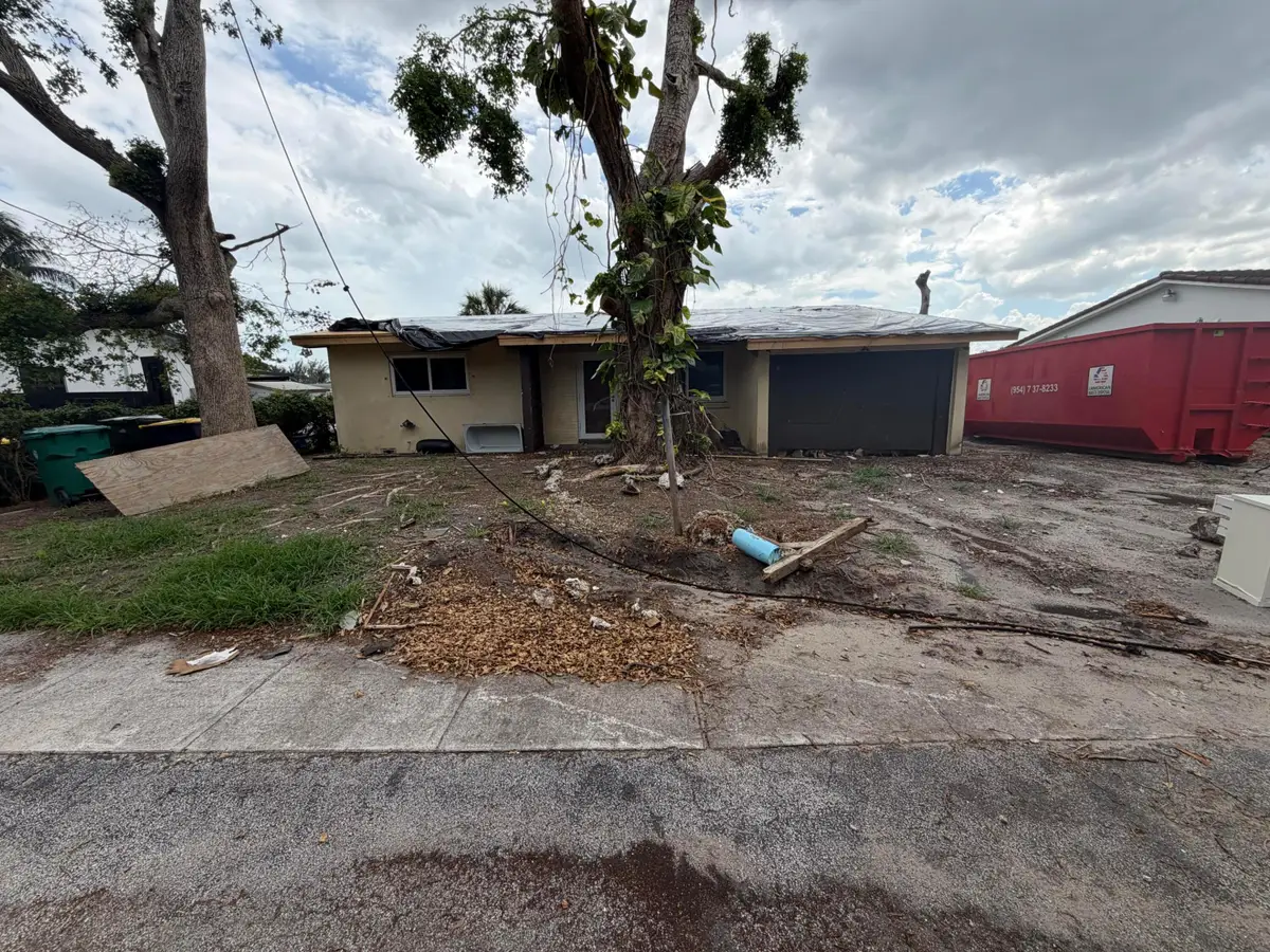835 NW 13th Avenue, Dania Beach, FL 33004 - #1