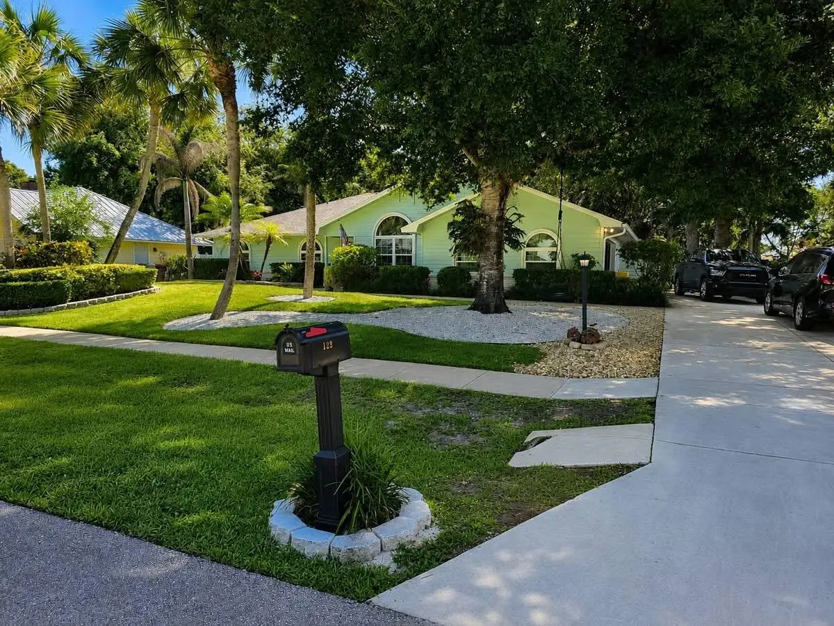 129 38th Court, Vero Beach, FL 32968 - #1
