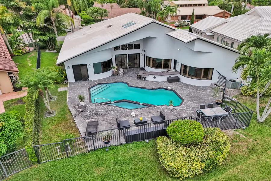 7350 NW 83rd Avenue, Tamarac, FL 33321 - #3