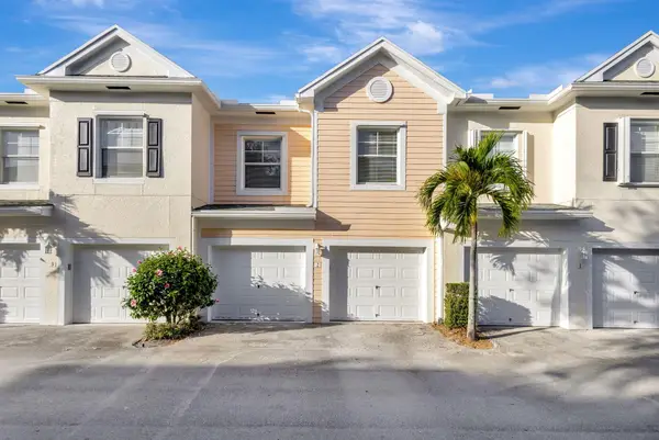 826 Dakota Drive #102, Jupiter, FL 33458