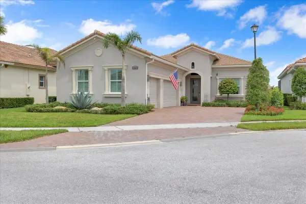 23009 SW Accesi Way, Port St Lucie, FL 34986