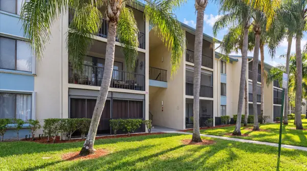 1113 Green Pine Boulevard #C2, West Palm Beach, FL 33409