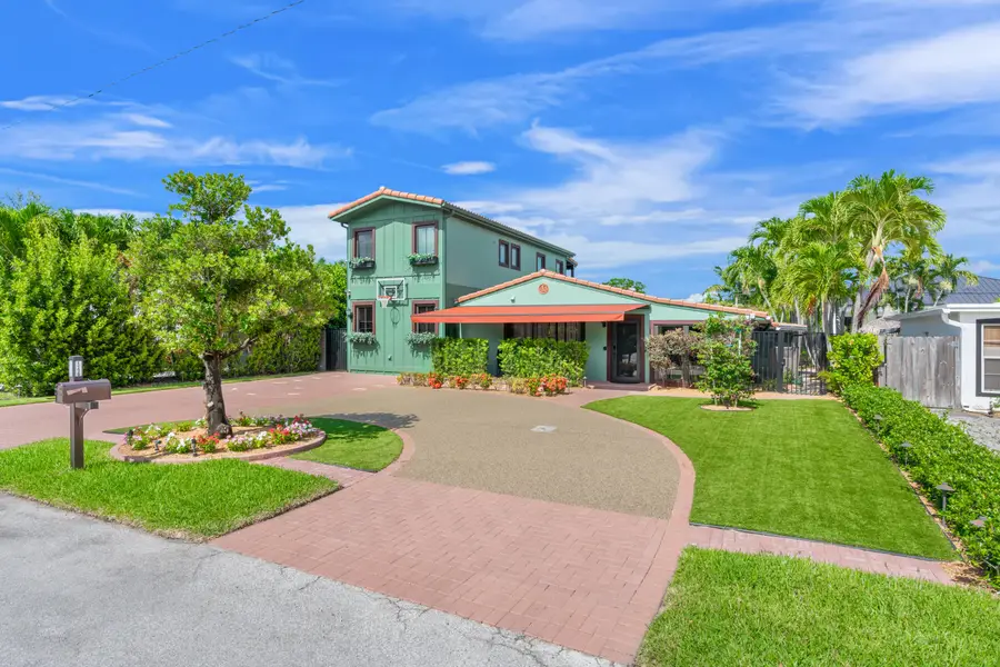 1720 NE 17th Avenue, Fort Lauderdale, FL 33305 - #2