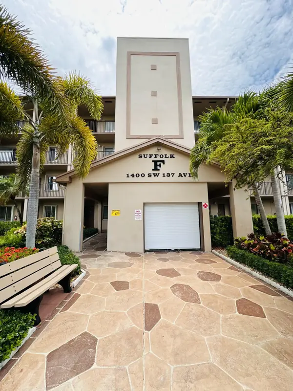 1400 SW 137 Avenue #107f, Pembroke Pines, FL 33027