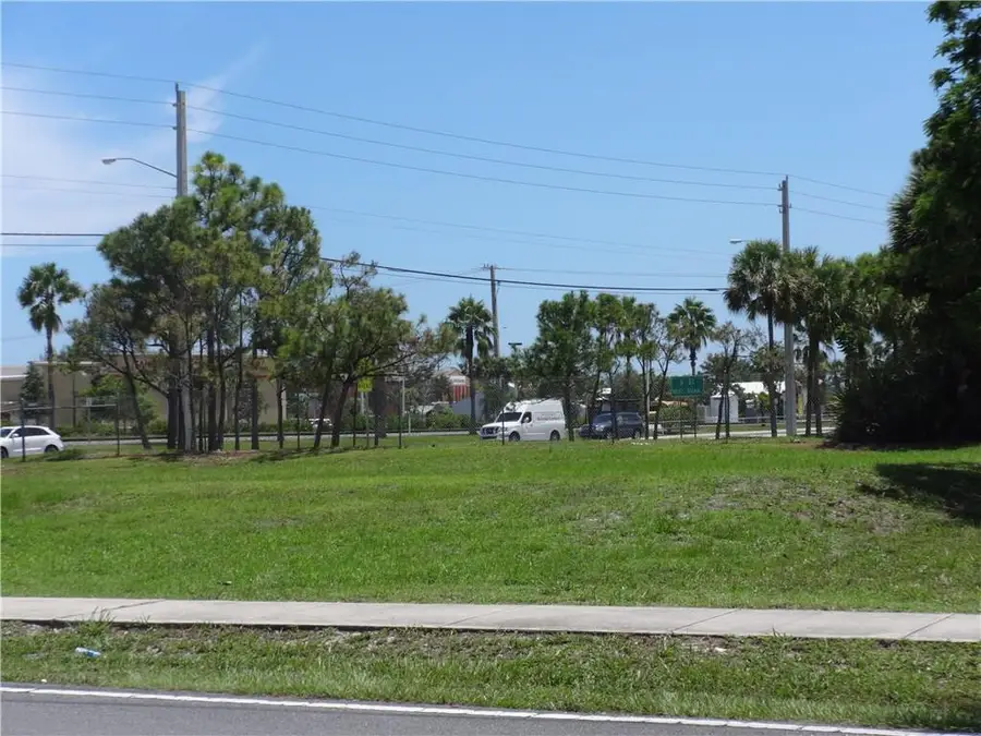 800 NW Dixie Highway, Pompano Beach, FL 33060 - #2