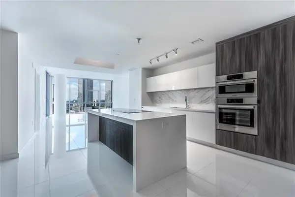 851 NE 1st Avenue #1912, Miami, FL 33132