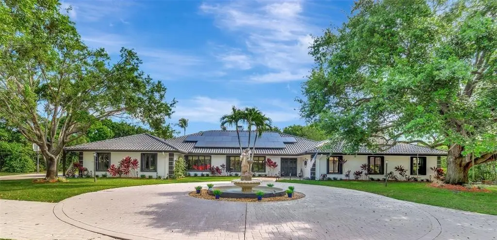 10300 Prestwick Road, Boynton Beach, FL 33436 - #1