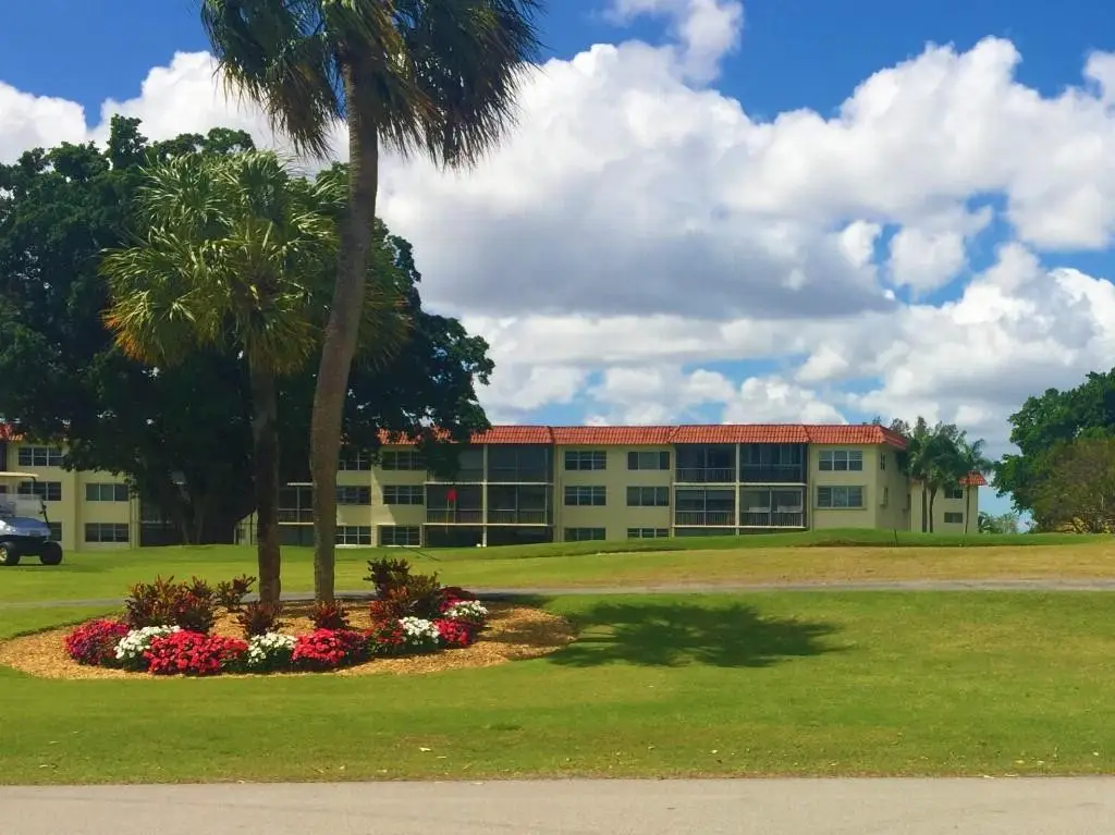 9420 S Hollybrook Lake Drive #305, Pembroke Pines, FL 33025 - #1