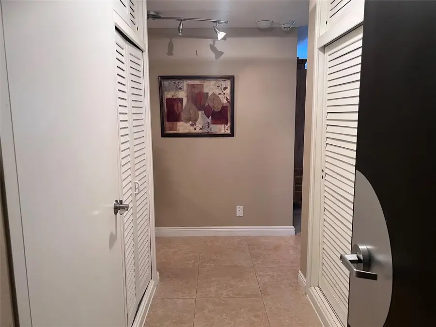 3300 NE 36th Street #518, Fort Lauderdale, FL 33308 - #2