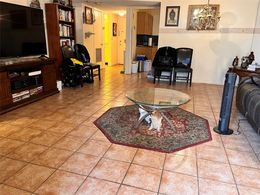 4851 NW 21st Street #105, Lauderhill, FL 33313 - #3