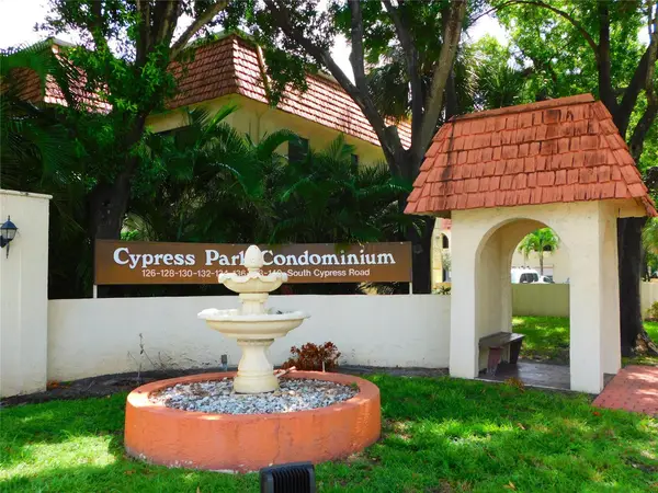 128 S Cypress Road #827, Pompano Beach, FL 33060
