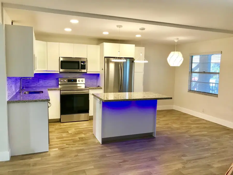 300 SW 134th Way #E210, Hollywood, FL 33027 - #2