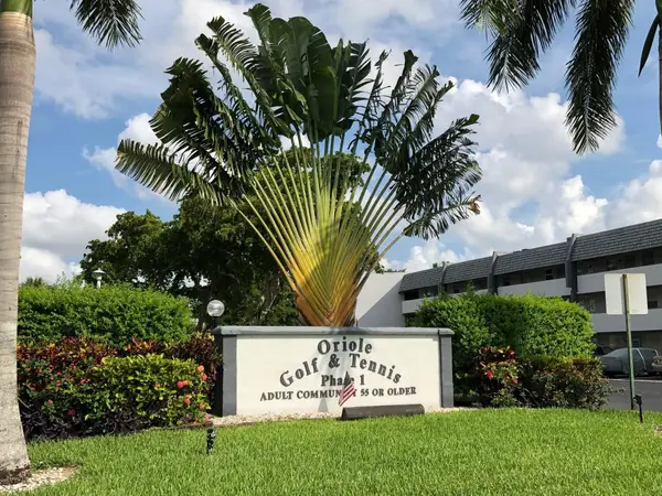 7877 Golf Circle Drive #211, Margate, FL 33063