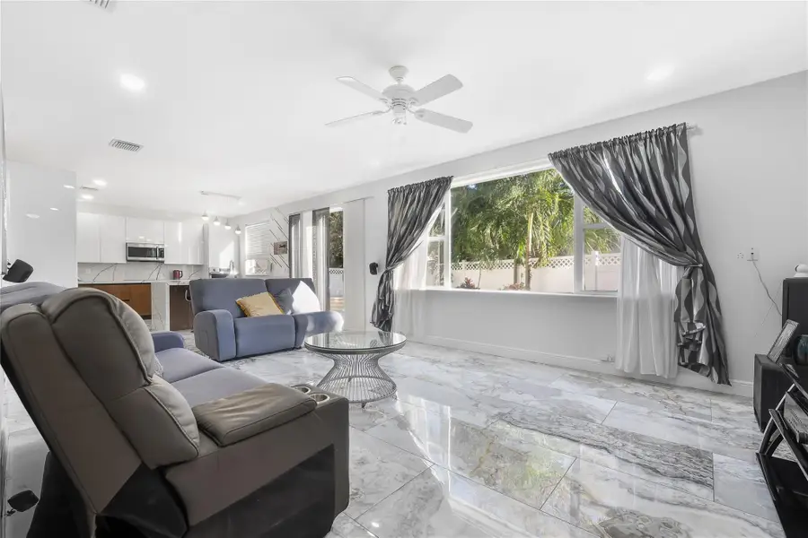 9526 NW 52nd Place, Coral Springs, FL 33076 - #3