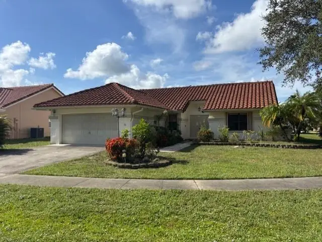 9332 Laurel Green Drive, Boynton Beach, FL 33437 - #1
