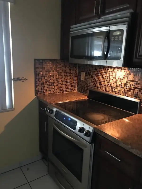 5100 SW 41st Street #110, Hollywood, FL 33023