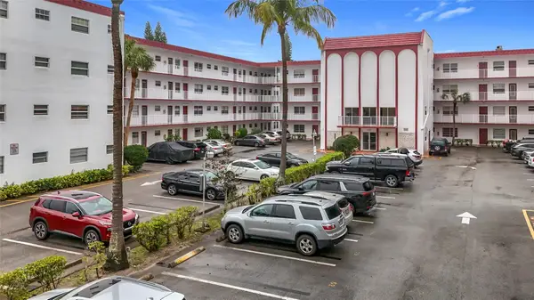 4270 NW 40th Street #208, Lauderdale Lakes, FL 33319