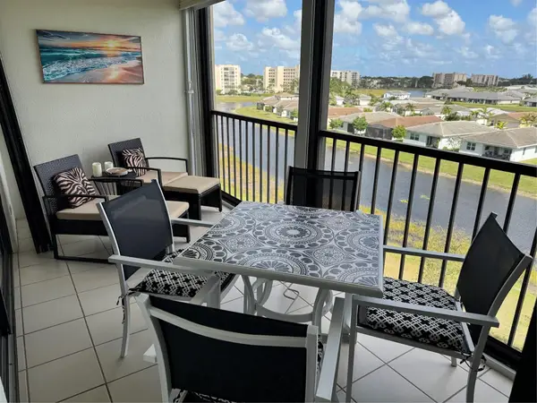 7260 Kinghurst Drive #606, Delray Beach, FL 33446