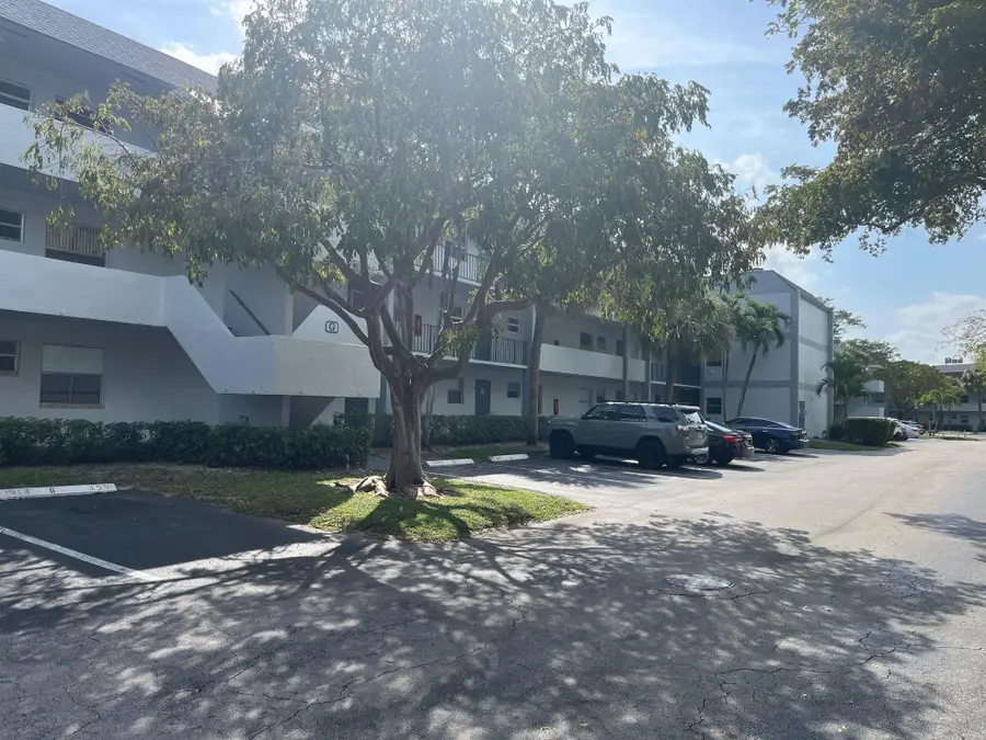 8360 Sands Point Boulevard #305, Fort Lauderdale, FL 33321 - #2