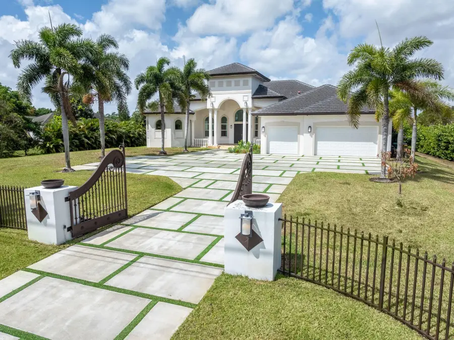 5941 SW 185th Way, Southwest Ranches, FL 33332 - #2