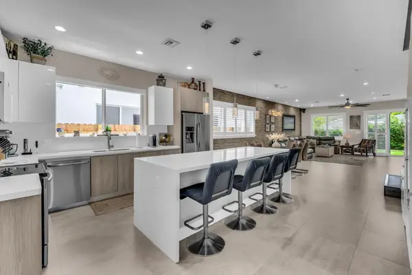 807 SW 7th Avenue, Fort Lauderdale, FL 33315