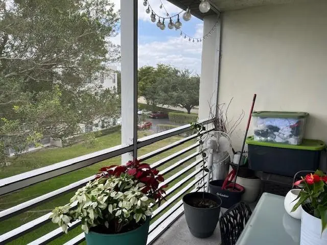 9330 Lagoon Place #406, Davie, FL 33324 - #2