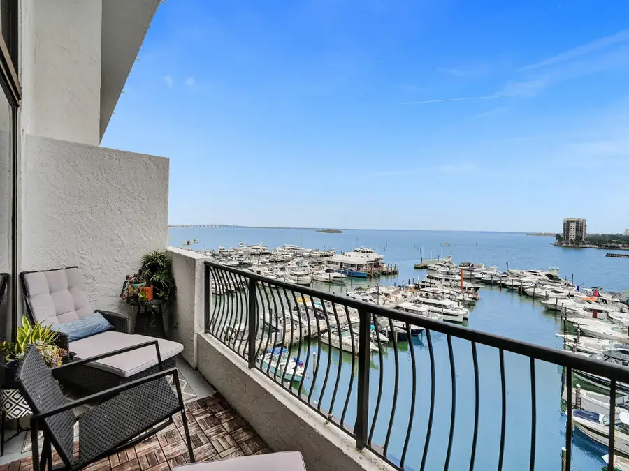 555 NE 15th Street #T4(704), Miami, FL 33132 - #3