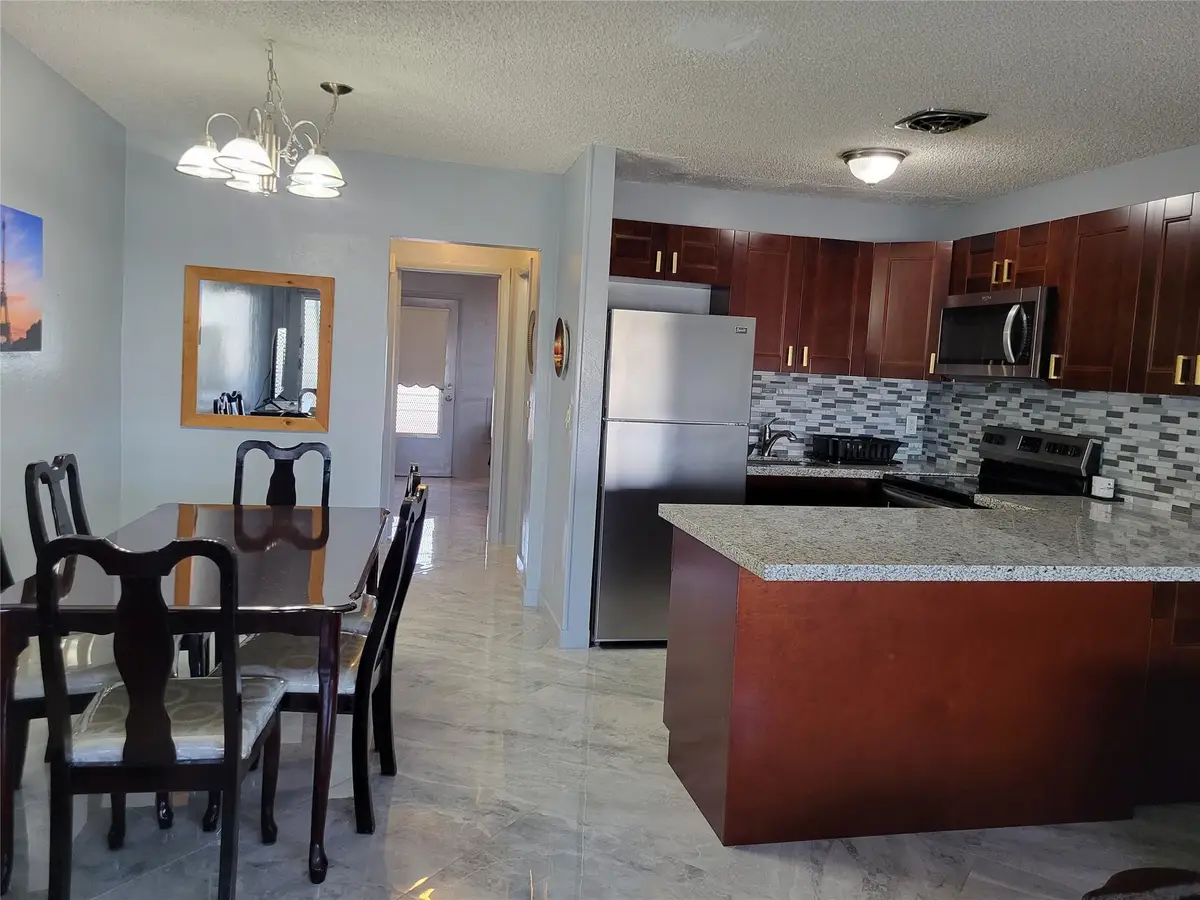 800 SW 11th Avenue #17, Hallandale Beach, FL 33009 - #1