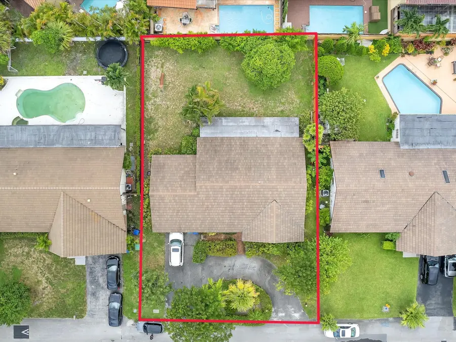 20100 NE 10th Place Way, Miami, FL 33179 - #2