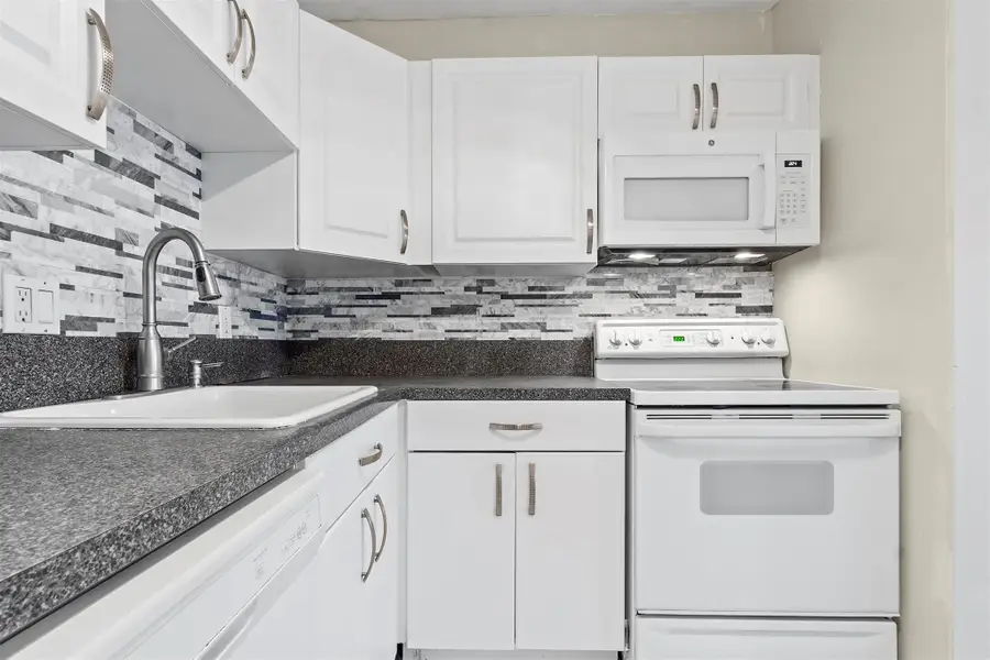 751 Pine Drive #204, Pompano Beach, FL 33060 - #3
