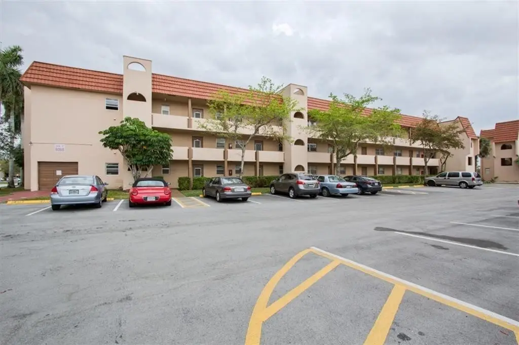 8060 N Sunrise Lakes Drive #111, Fort Lauderdale, FL 33322 - #1